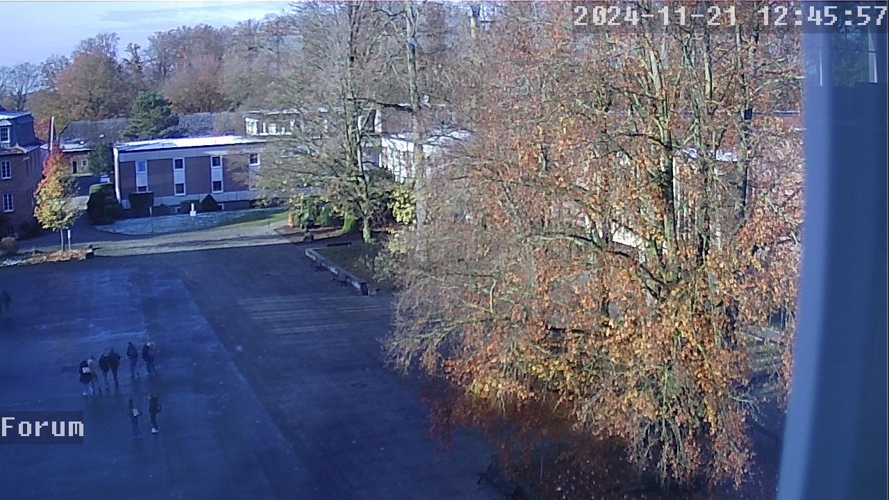 Webcam Schulhof 11:45