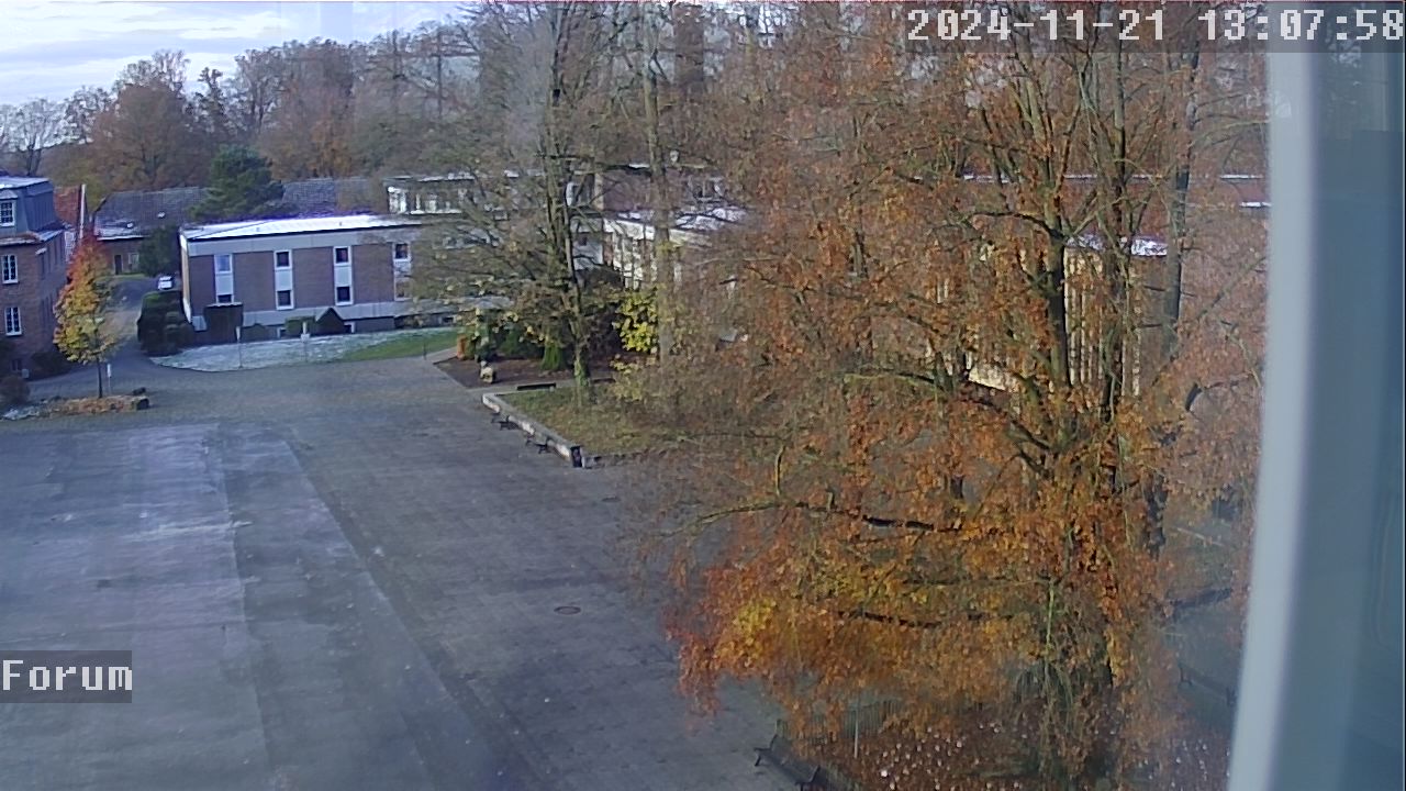 Webcam Schulhof 12:07