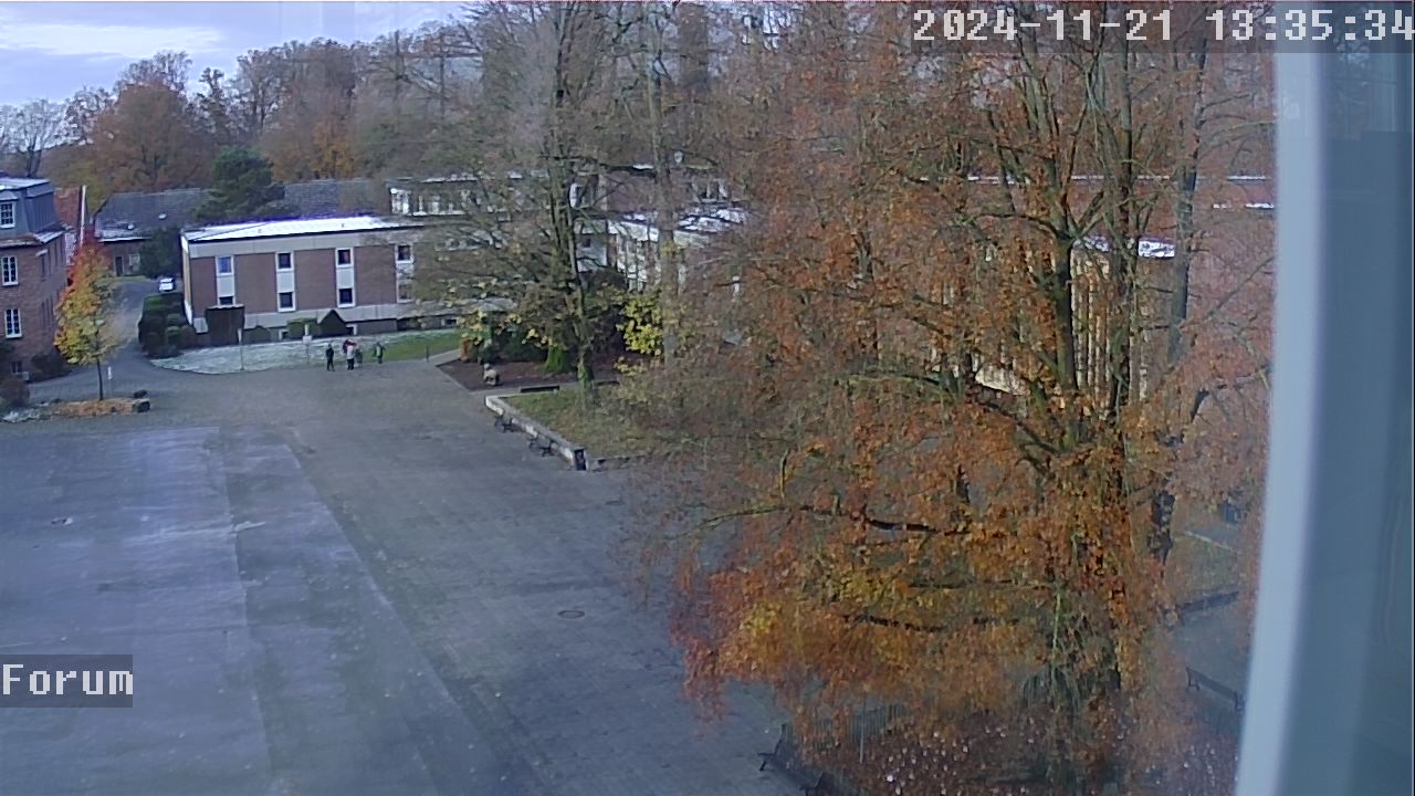 Webcam Schulhof 12:35