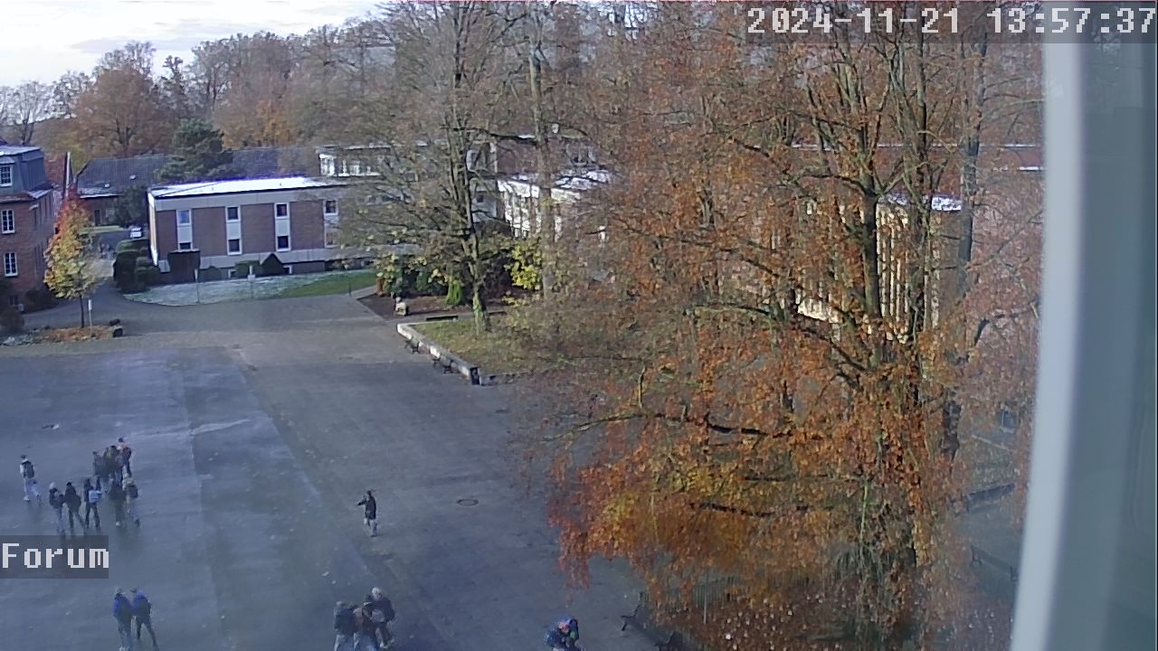 Webcam Schulhof 12:57