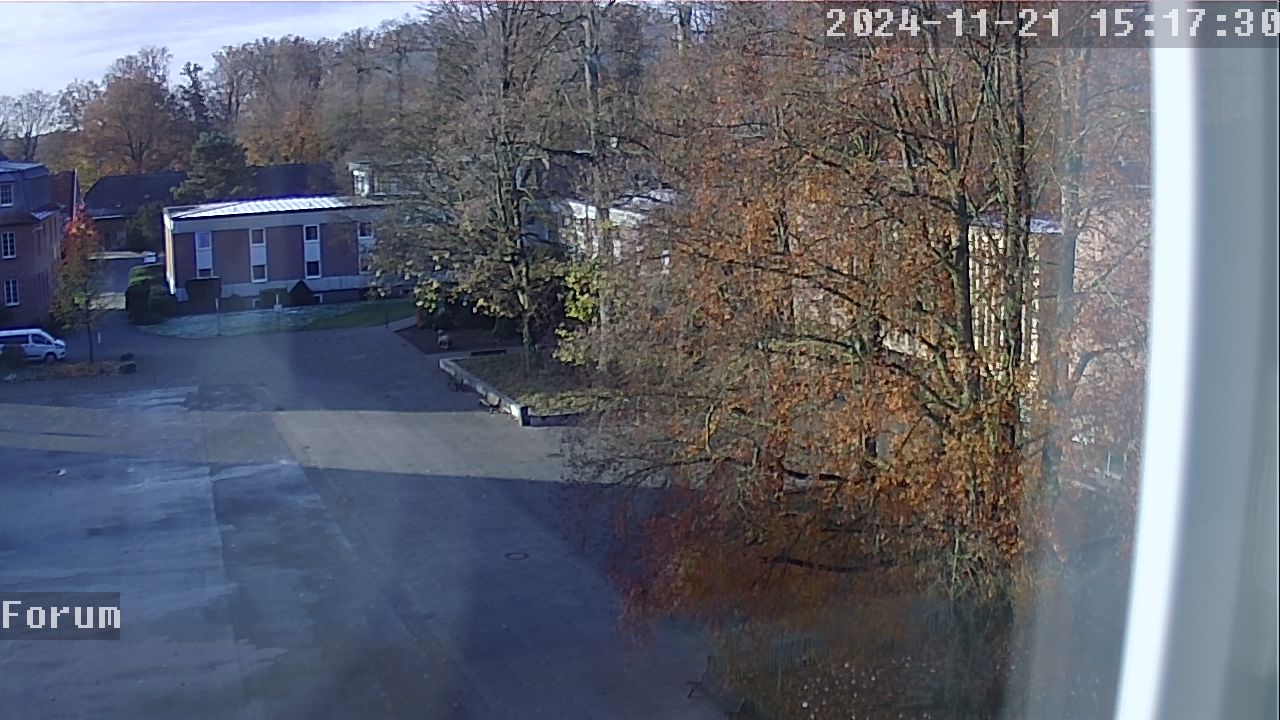 Webcam Schulhof 14:17