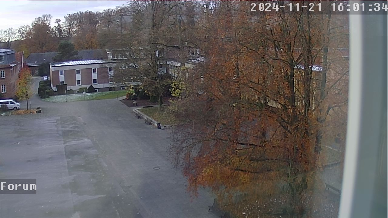 Webcam Schulhof 15:01