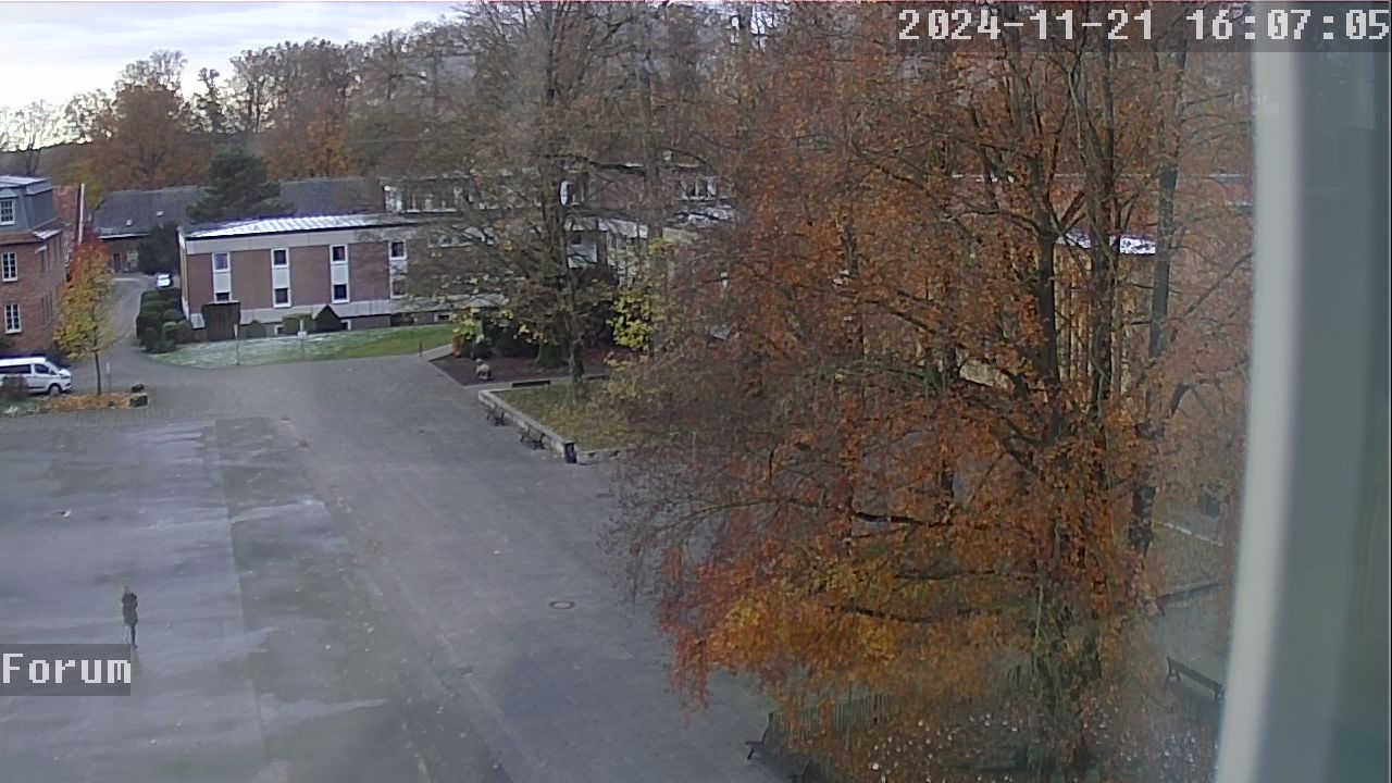 Webcam Schulhof 15:07