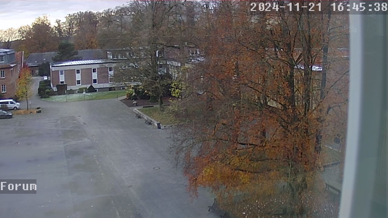 Webcam Schulhof 15:45