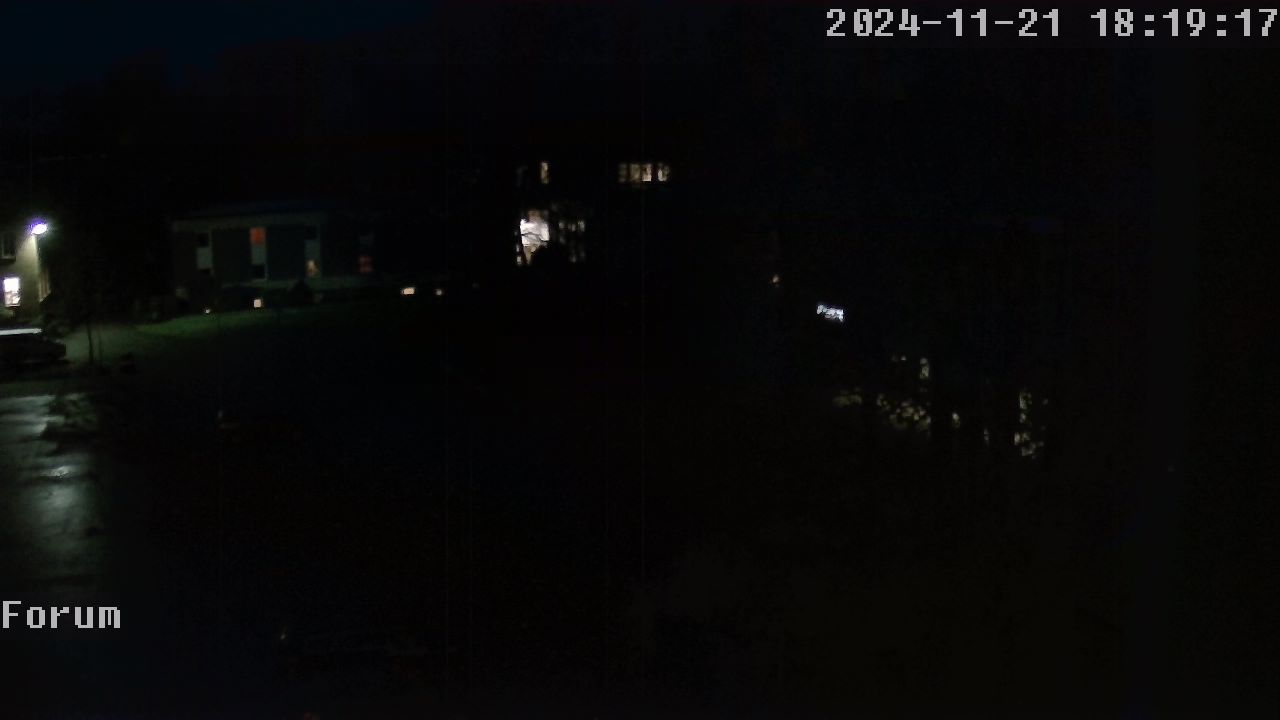 Webcam Schulhof 17:19