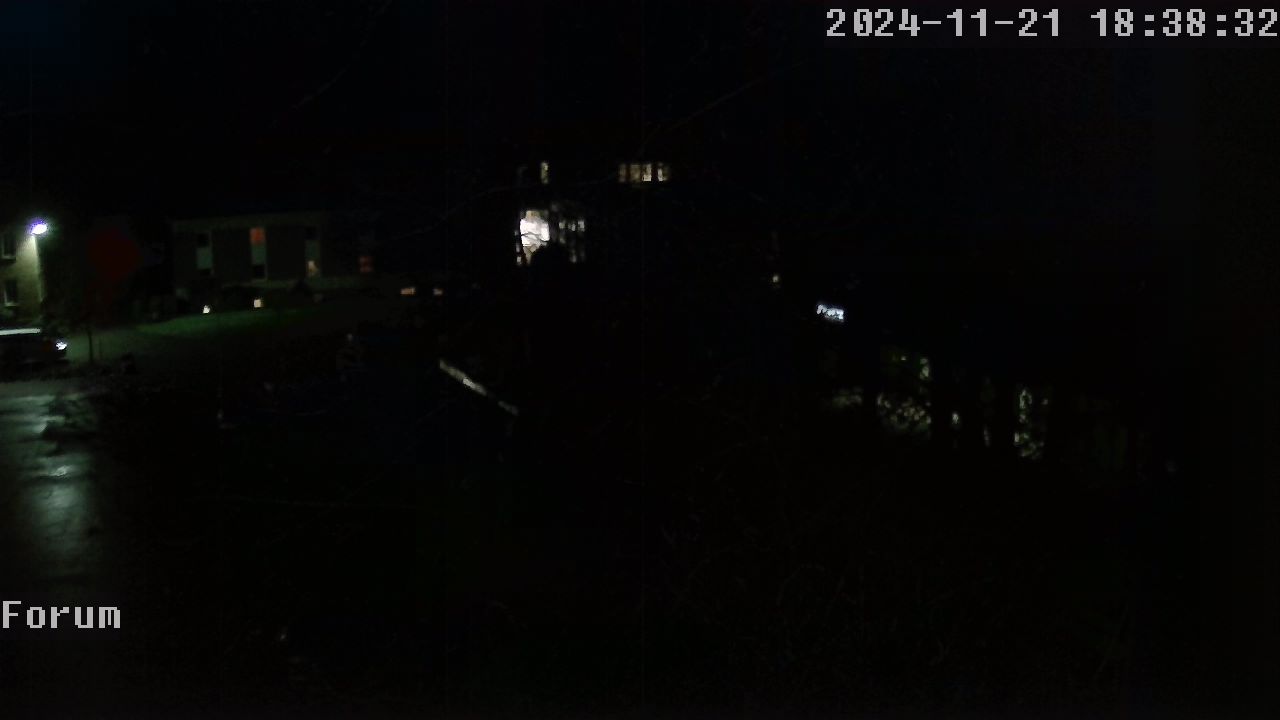 Webcam Schulhof 17:38