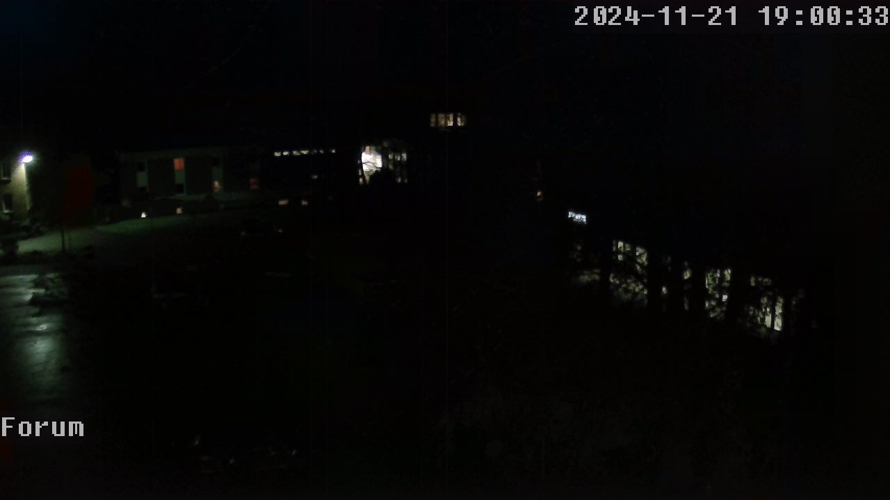 Webcam Schulhof 18:00