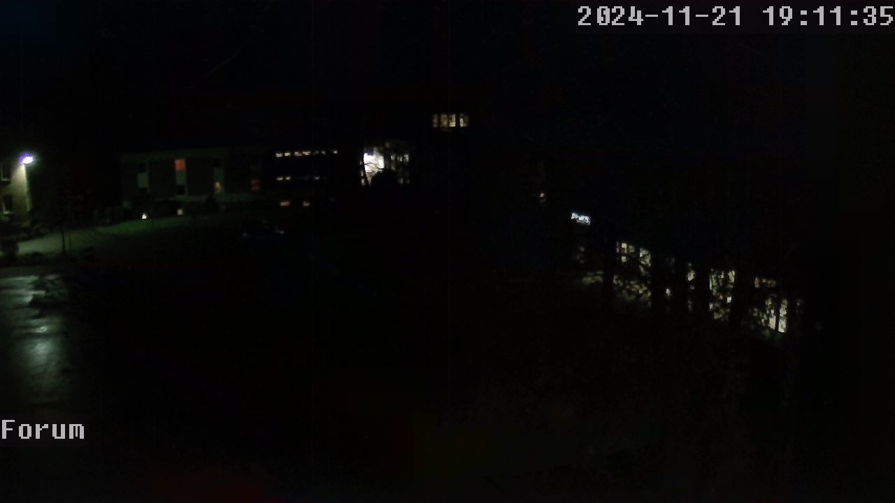 Webcam Schulhof 18:11