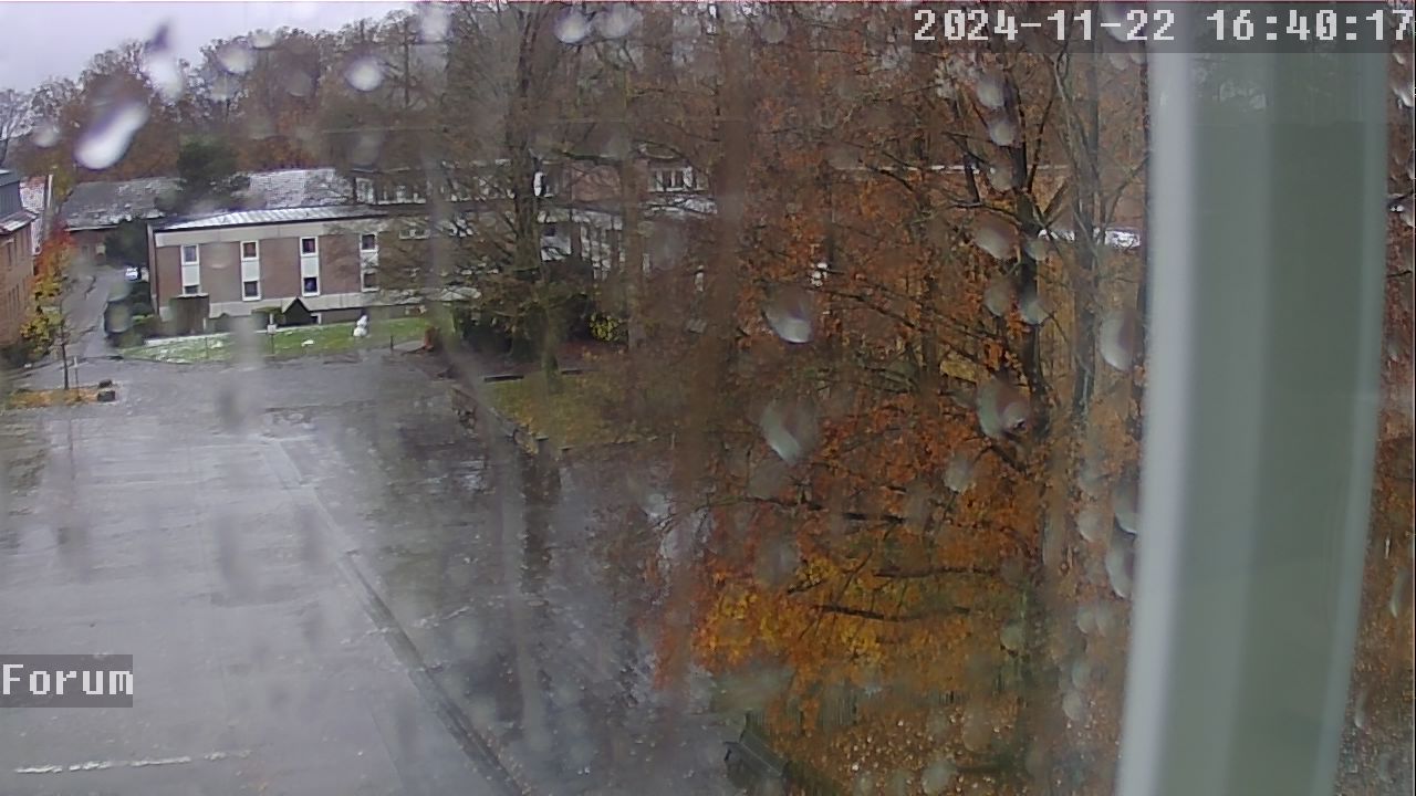 Webcam Schulhof 15:40