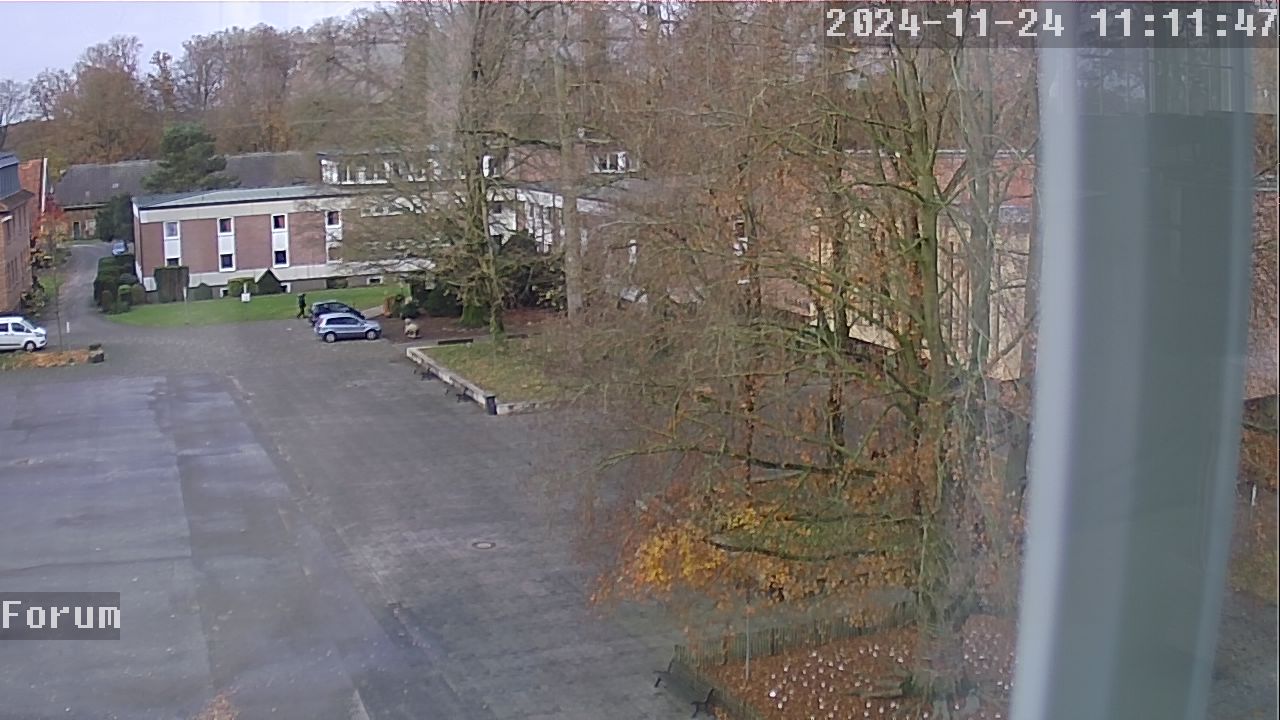 Webcam Schulhof 10:11