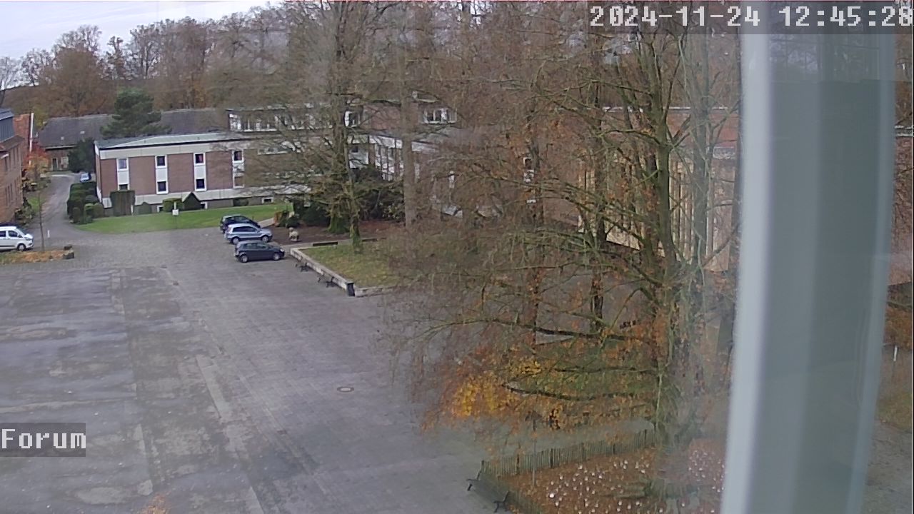 Webcam Schulhof 11:45