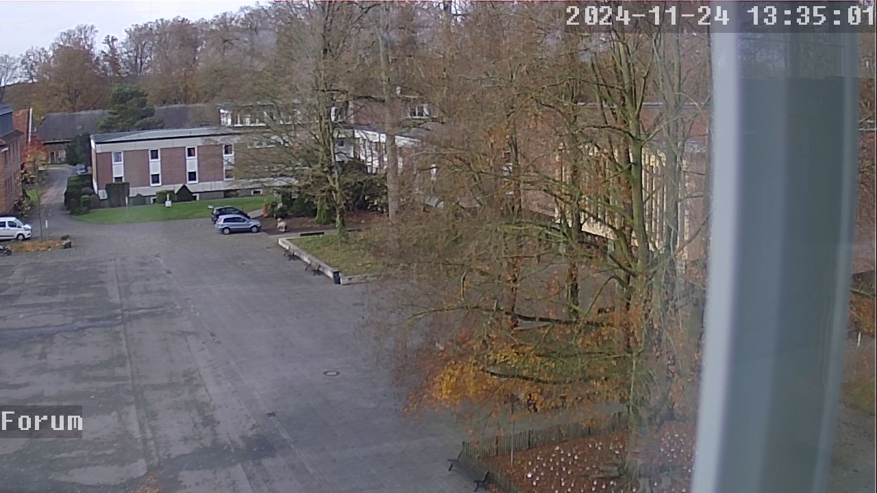 Webcam Schulhof 12:35