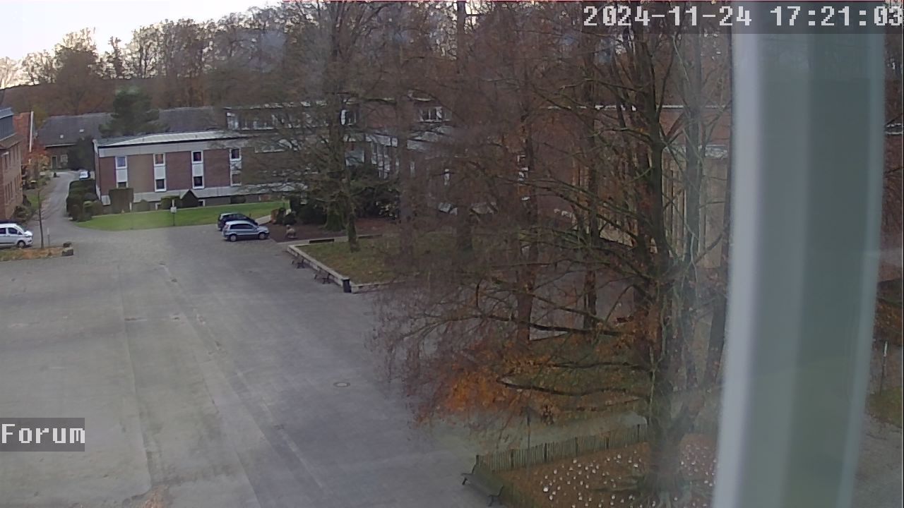 Webcam Schulhof 16:21