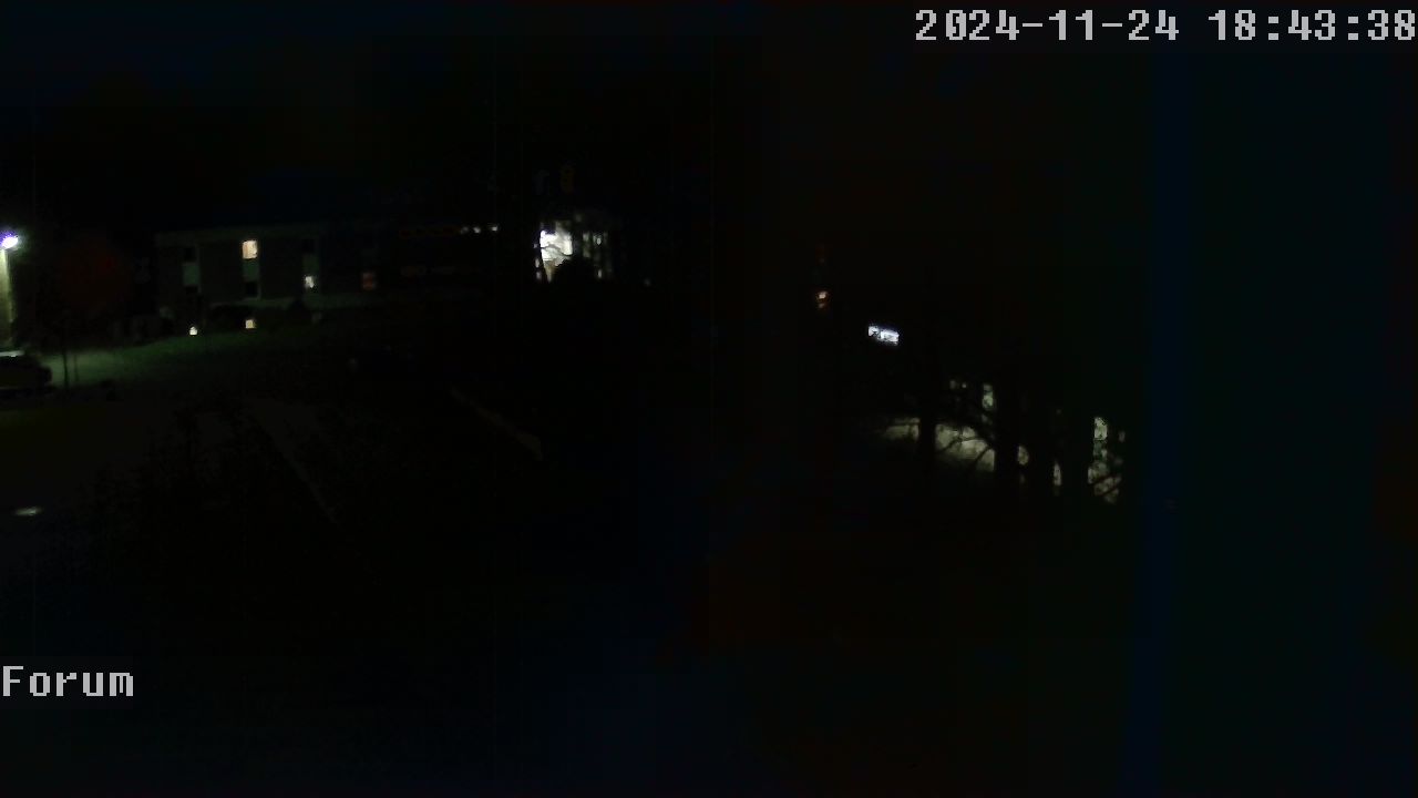 Webcam Schulhof 17:43