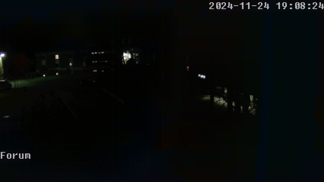 Webcam Schulhof 18:08