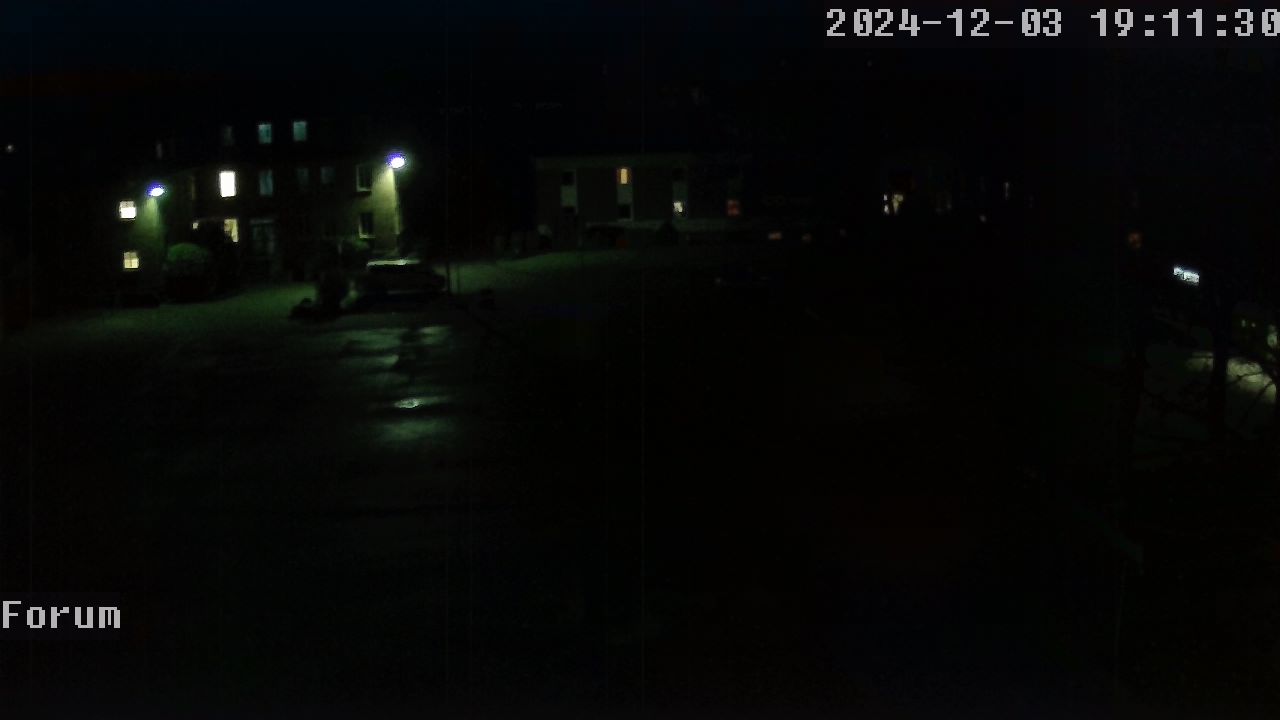 Webcam Schulhof 18:11