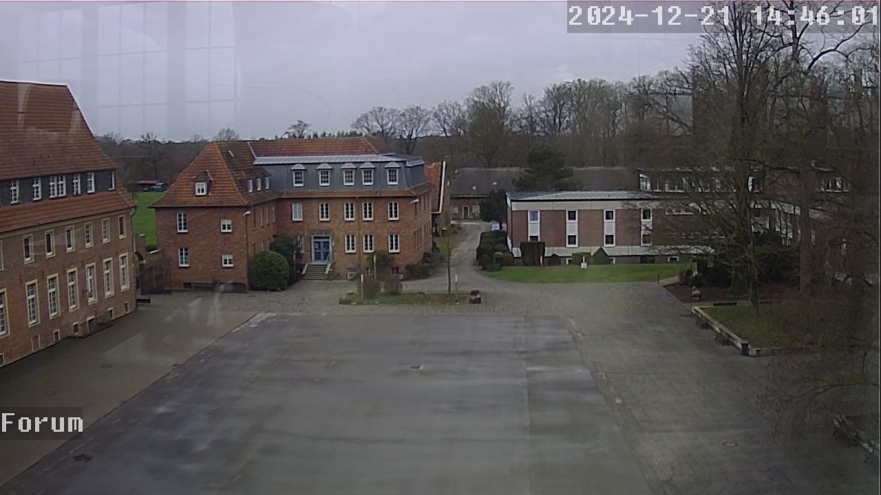 Webcam Schulhof 13:46