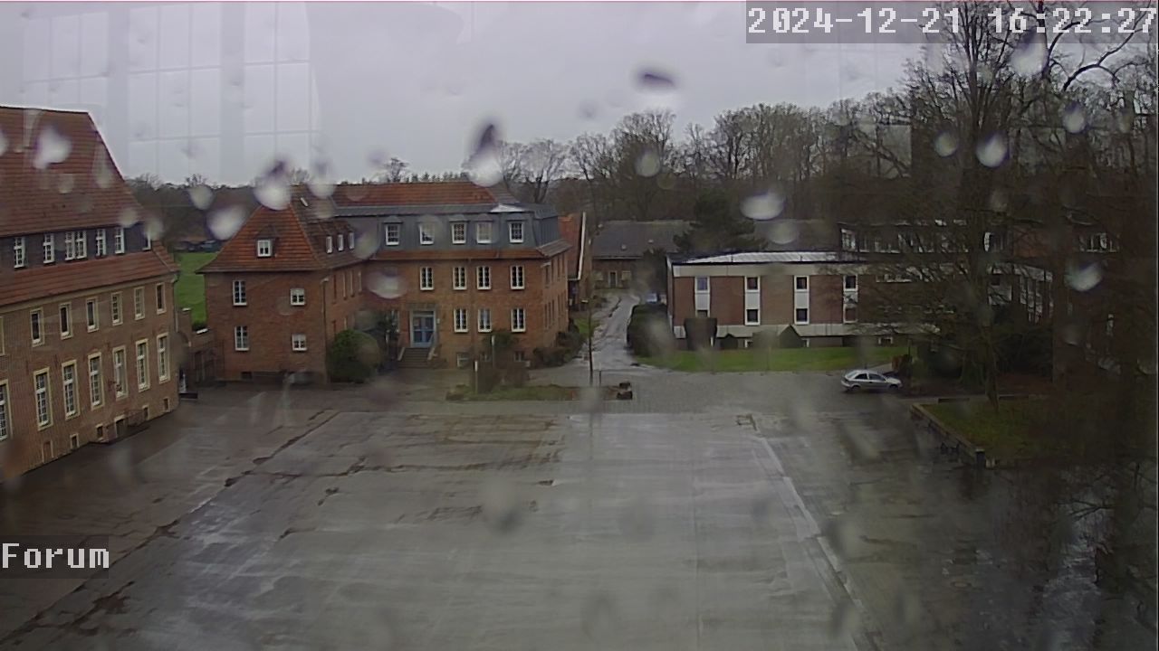 Webcam Schulhof 15:22