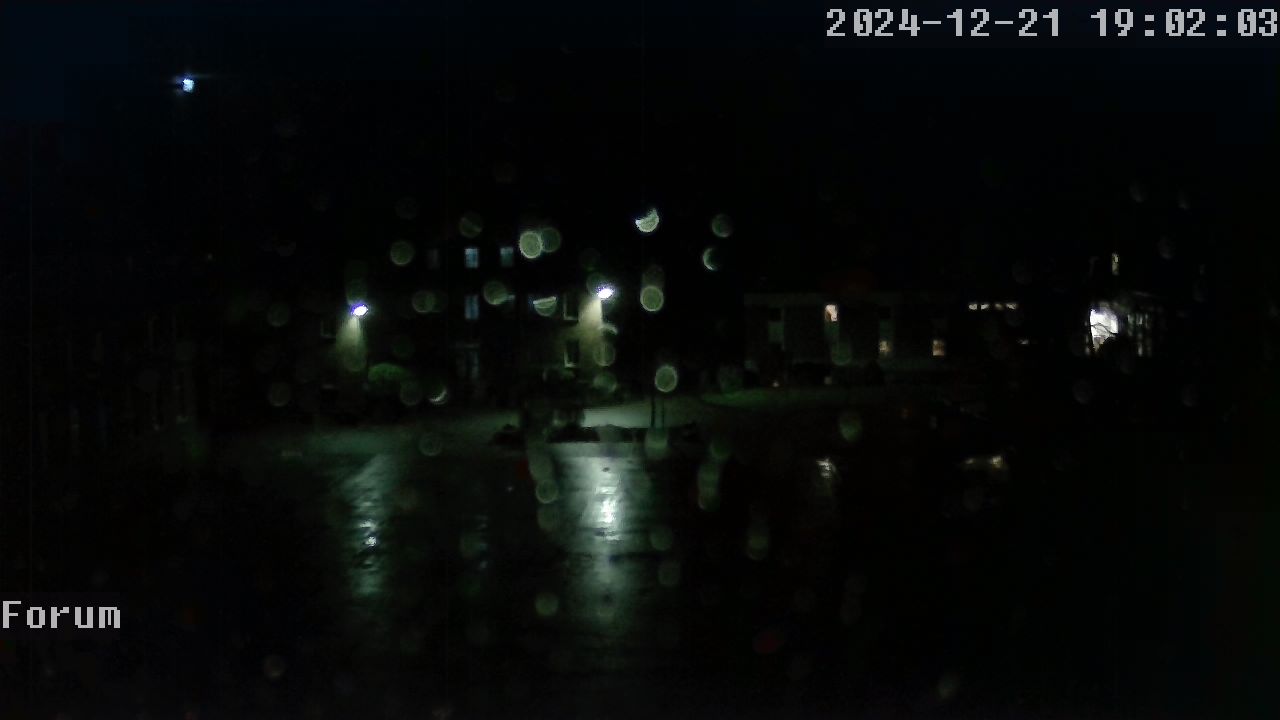 Webcam Schulhof 18:02