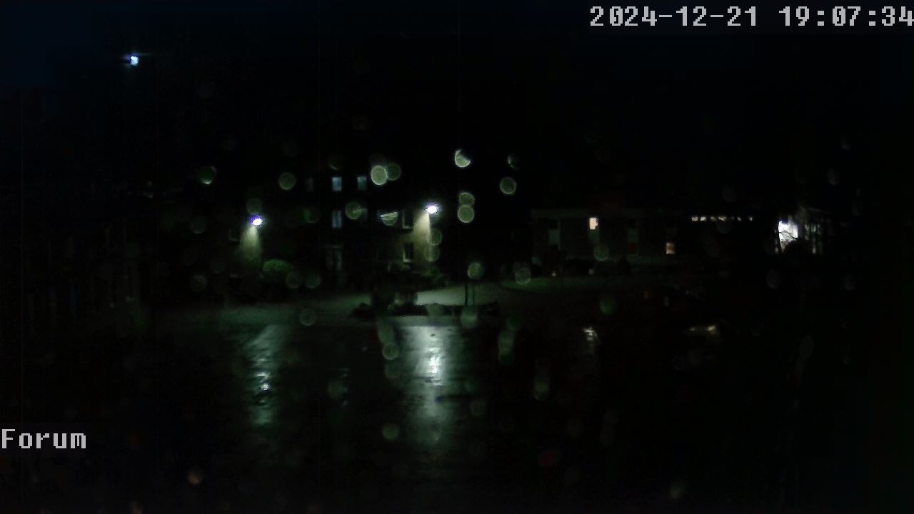 Webcam Schulhof 18:07