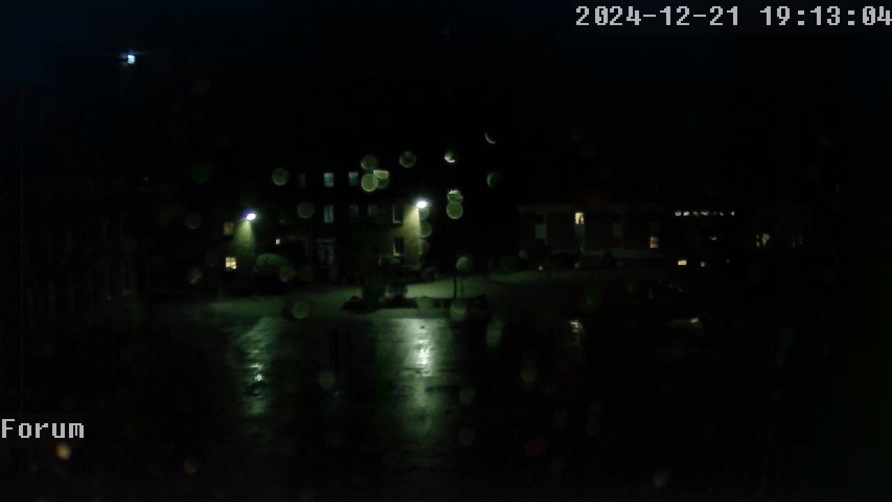 Webcam Schulhof 18:13