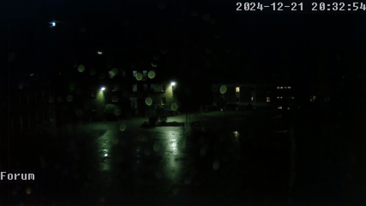 Webcam Schulhof 19:32