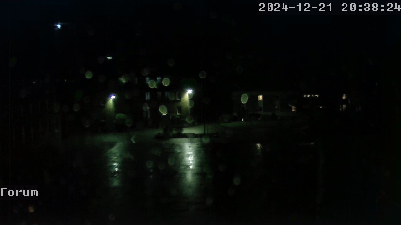 Webcam Schulhof 19:38