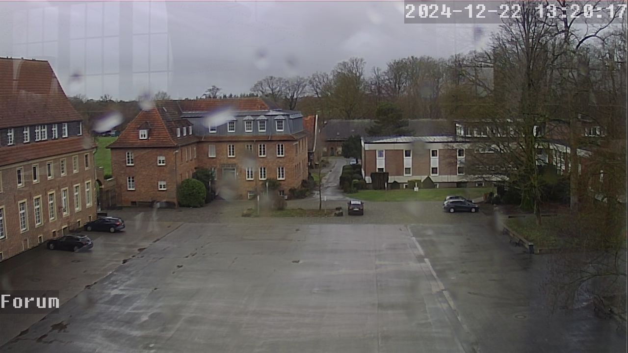 Webcam Schulhof 12:20