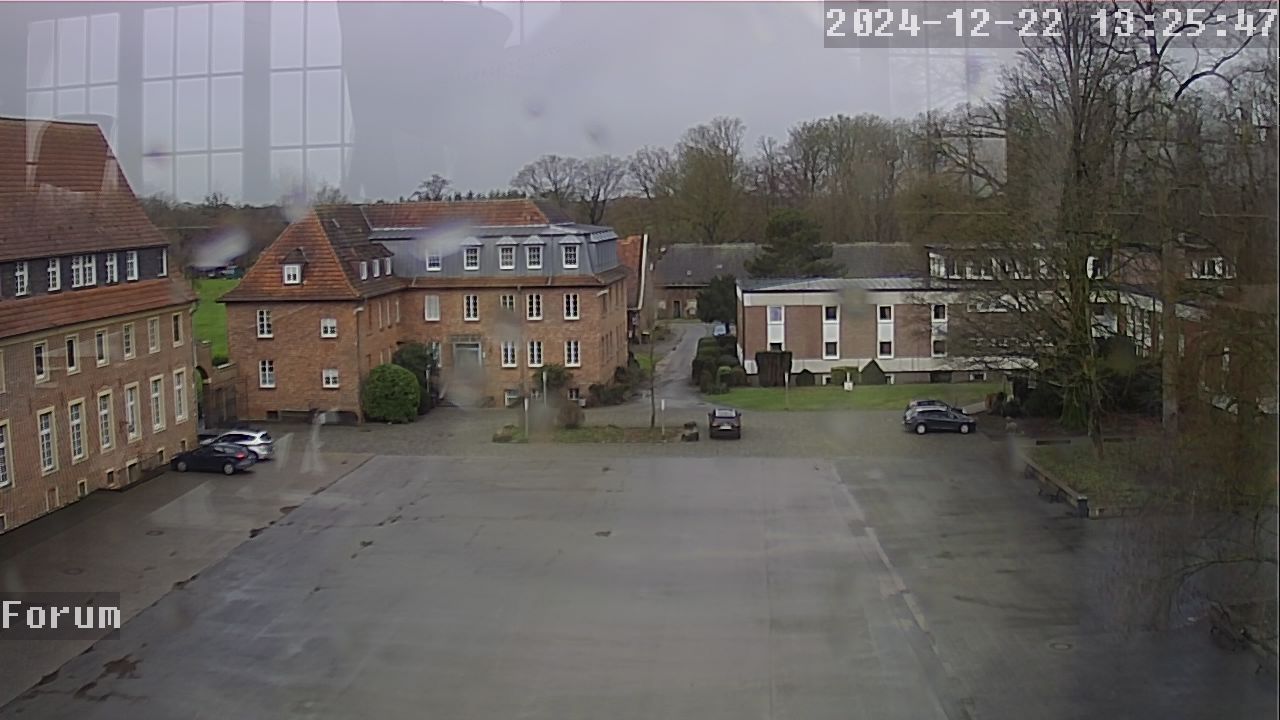 Webcam Schulhof 12:25