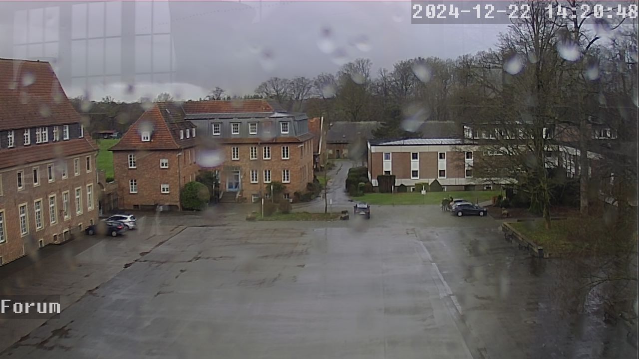 Webcam Schulhof 13:20