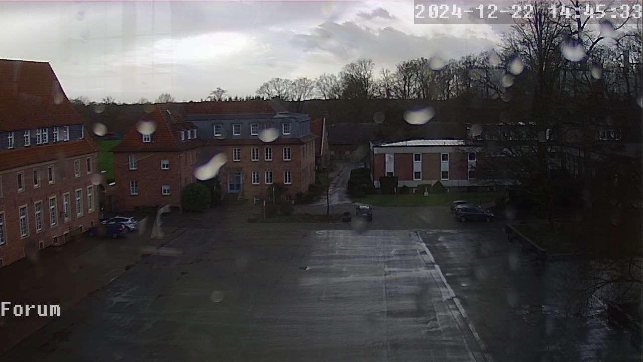 Webcam Schulhof 13:45