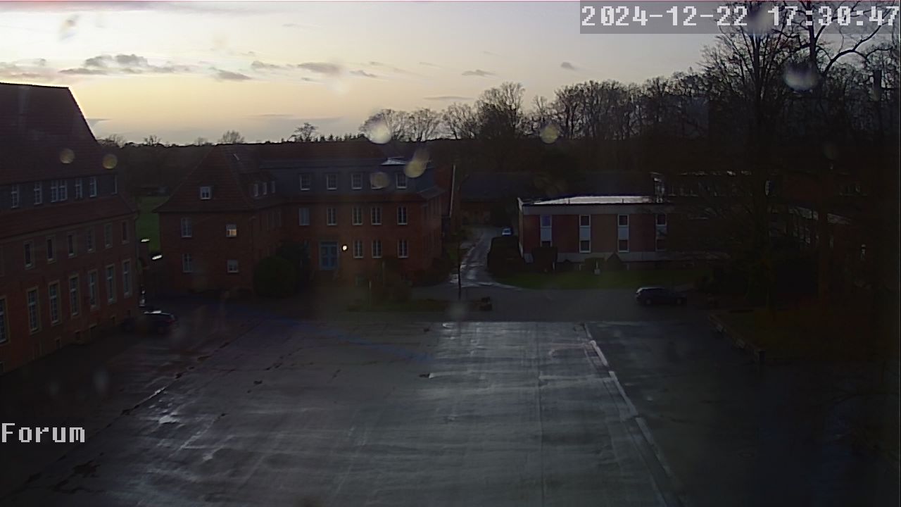 Webcam Schulhof 16:30