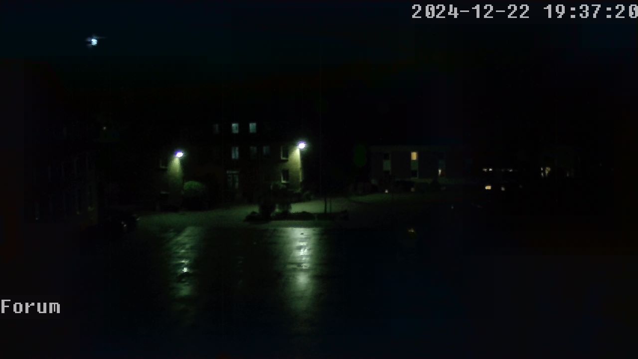 Webcam Schulhof 18:37