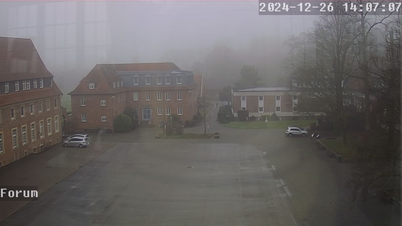 Webcam Schulhof 13:07