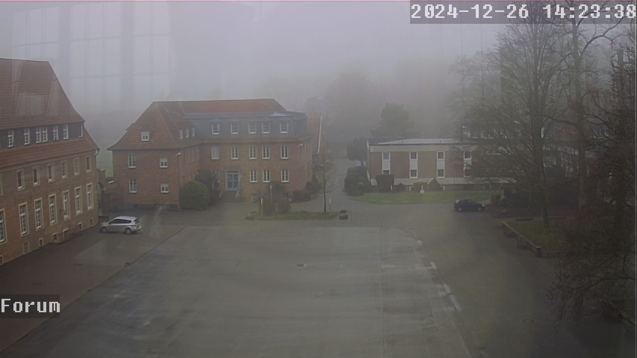 Webcam Schulhof 13:23