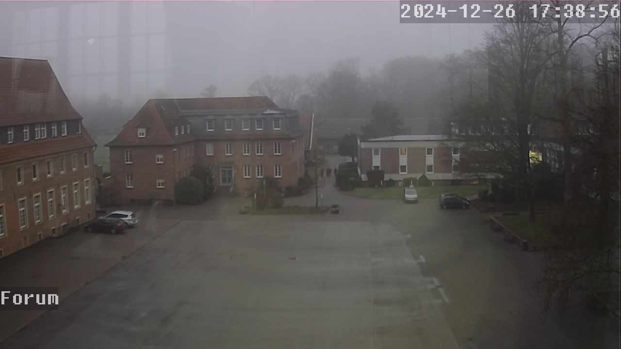 Webcam Schulhof 16:38