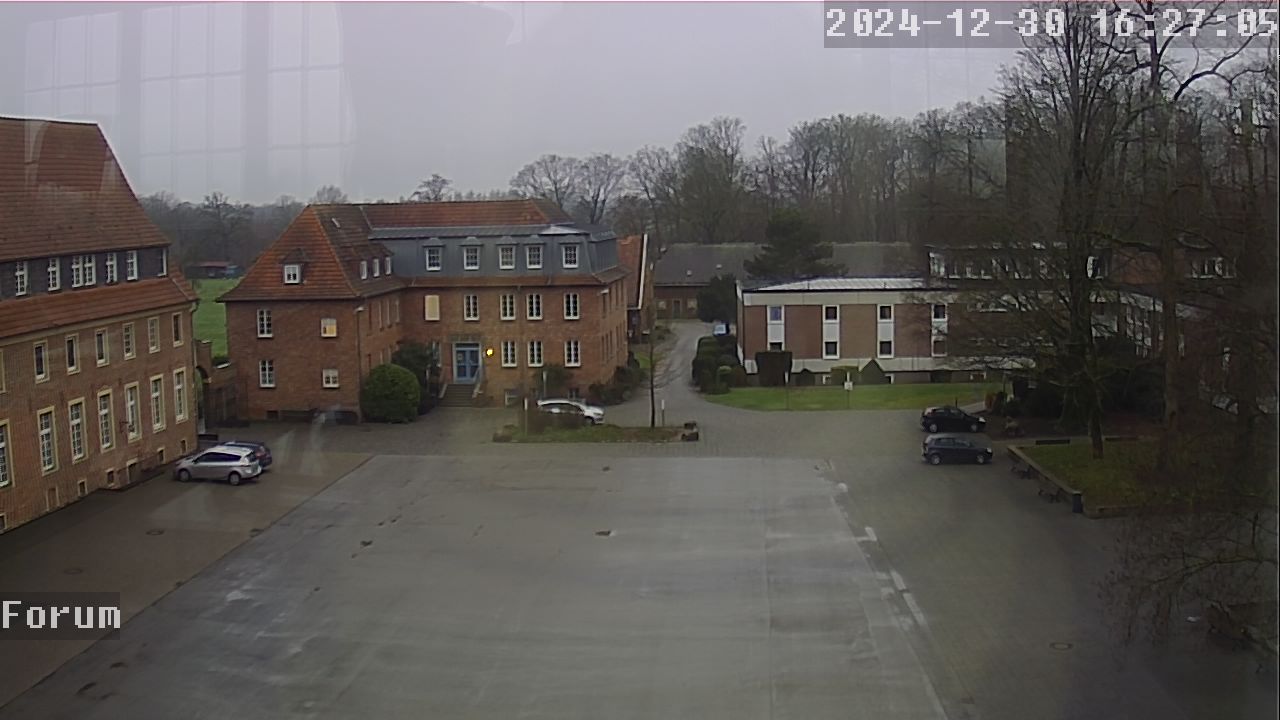 Webcam Schulhof 15:27