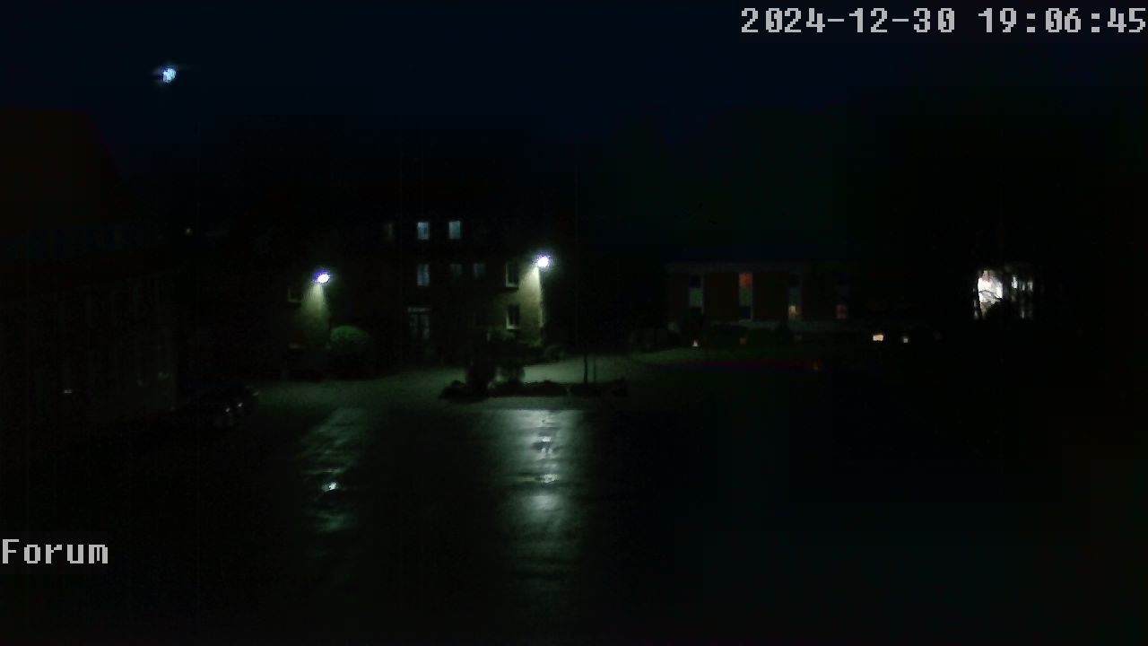 Webcam Schulhof 18:06