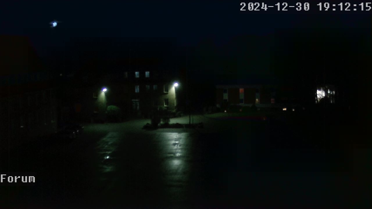 Webcam Schulhof 18:12