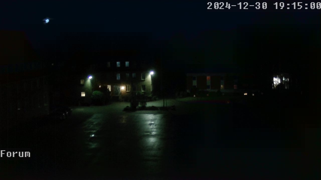 Webcam Schulhof 18:15