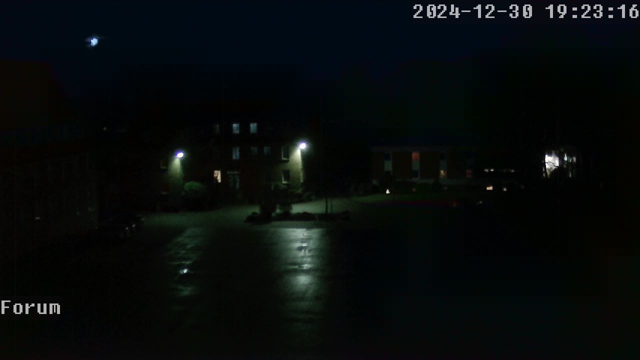 Webcam Schulhof 18:23