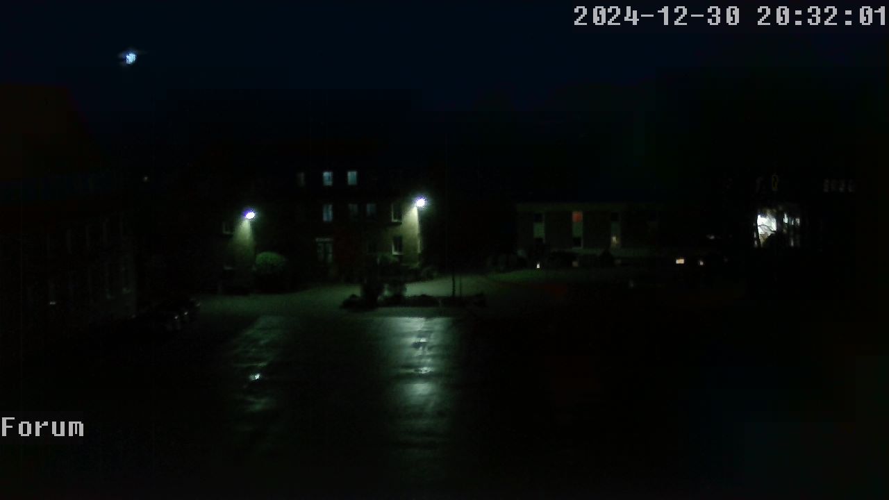 Webcam Schulhof 19:32