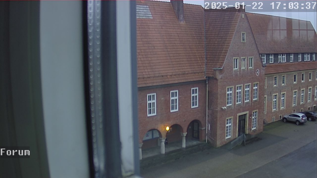 Webcam Forum 17:03