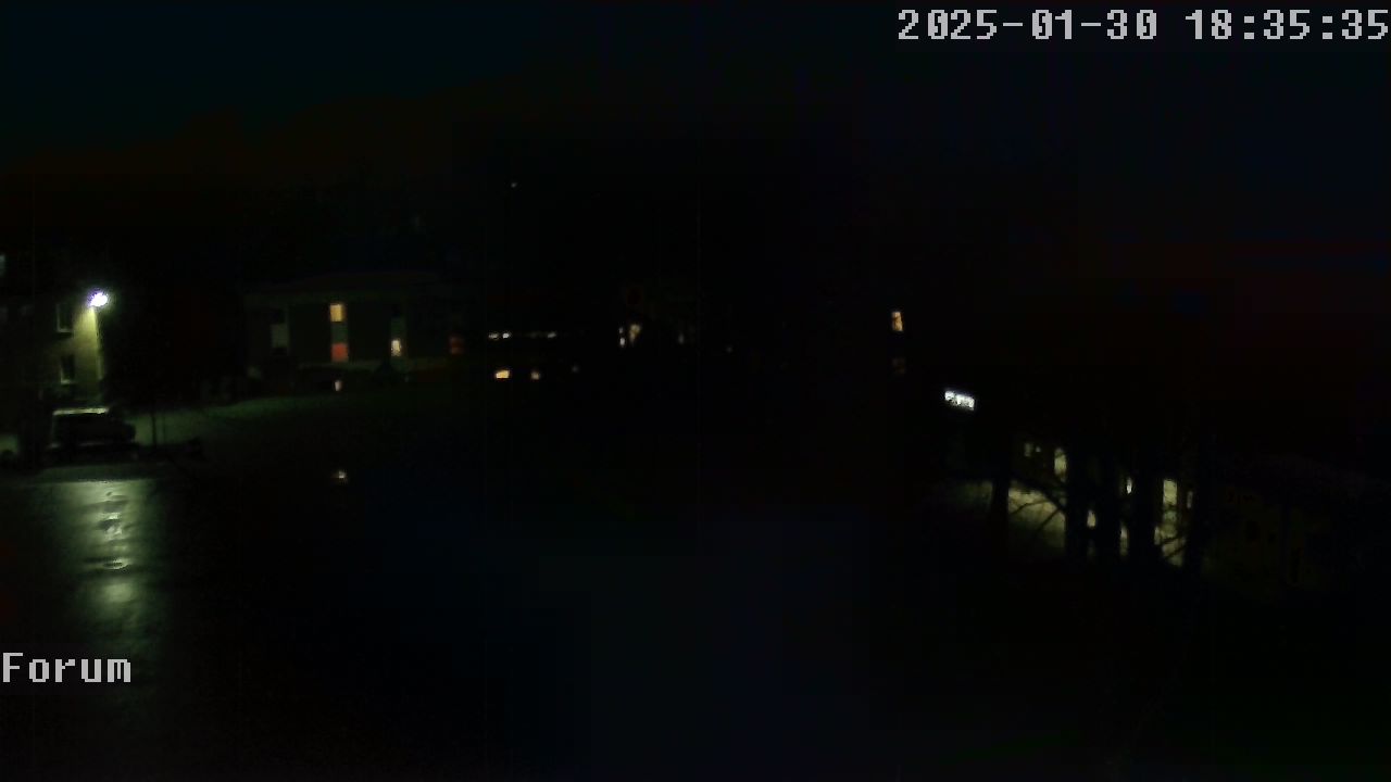 Webcam Forum 18:35