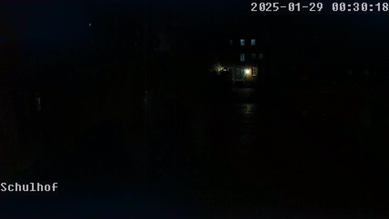 Webcam Schulhof 00:30