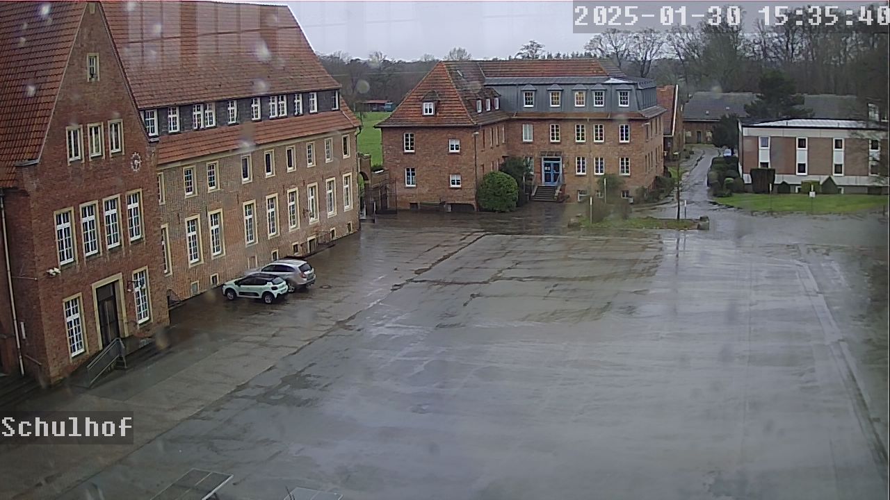 Webcam Schulhof 15:35