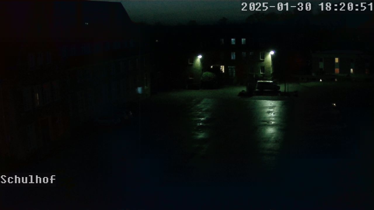 Webcam Schulhof 18:20