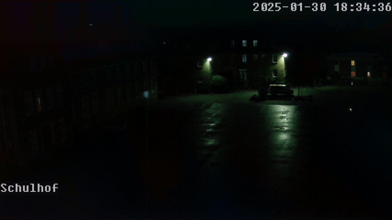 Webcam Schulhof 18:34