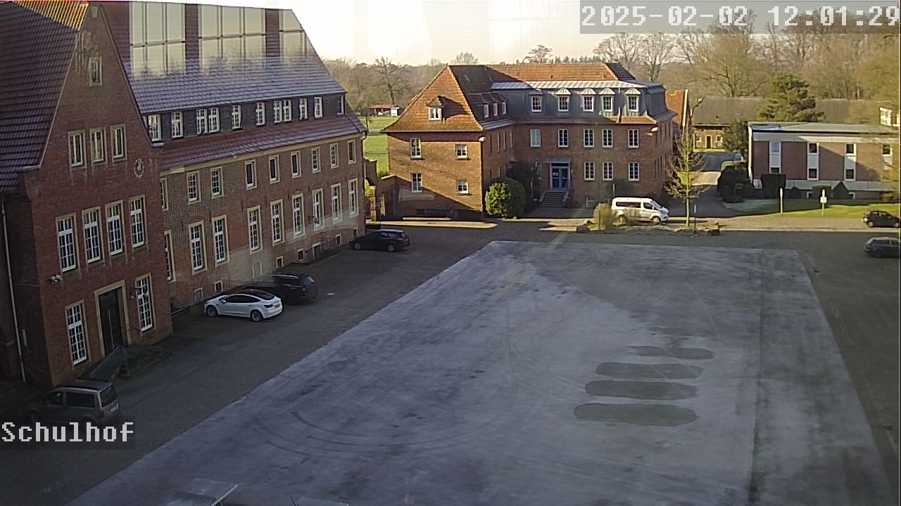 Webcam Schulhof 12:01