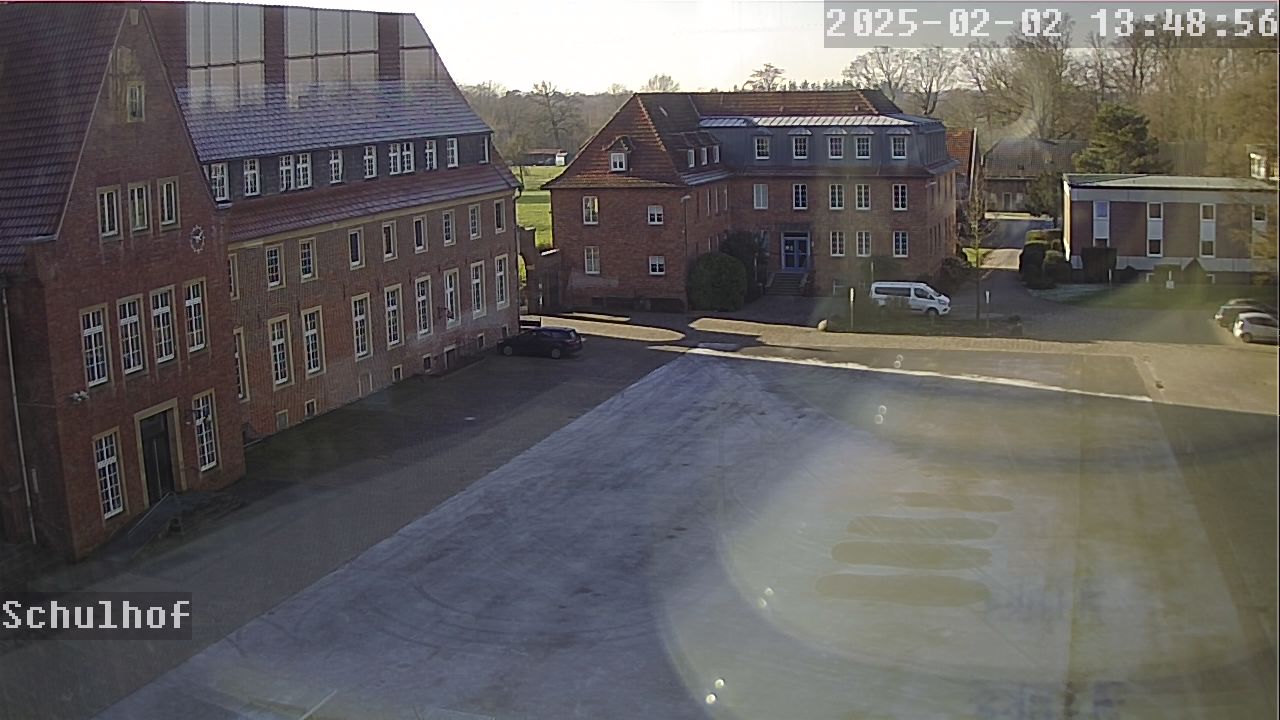 Webcam Schulhof 13:48